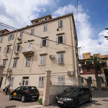 Lägenhet Angie Split